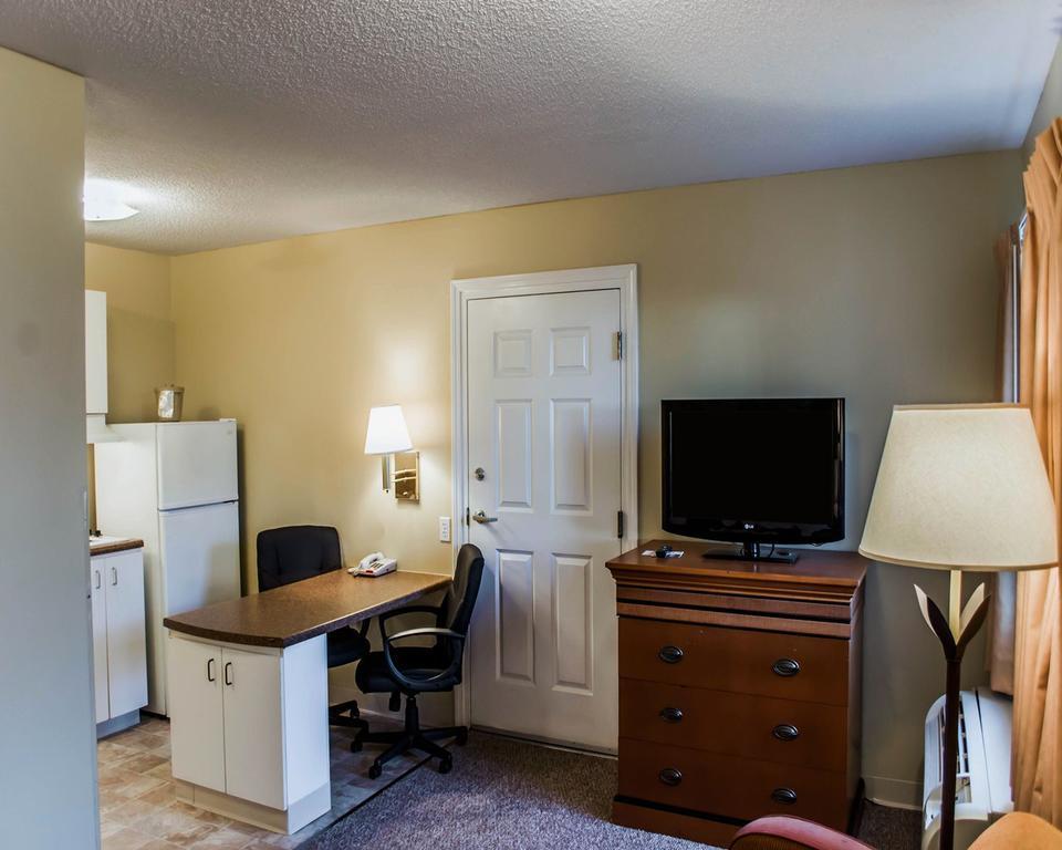 Suburban Extended Stay Hotel Naval Base Area Warrington Экстерьер фото
