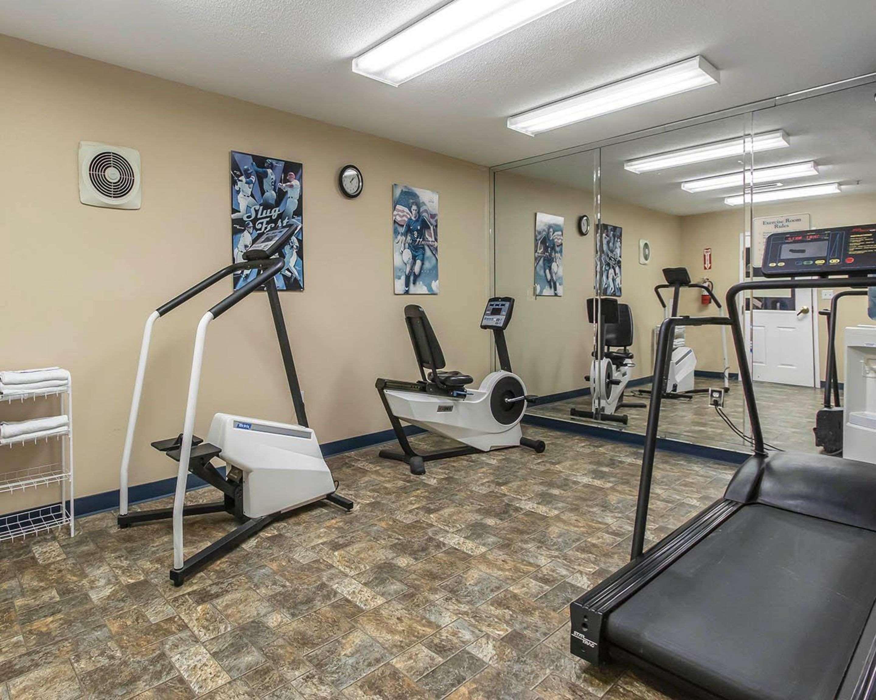 Suburban Extended Stay Hotel Naval Base Area Warrington Экстерьер фото