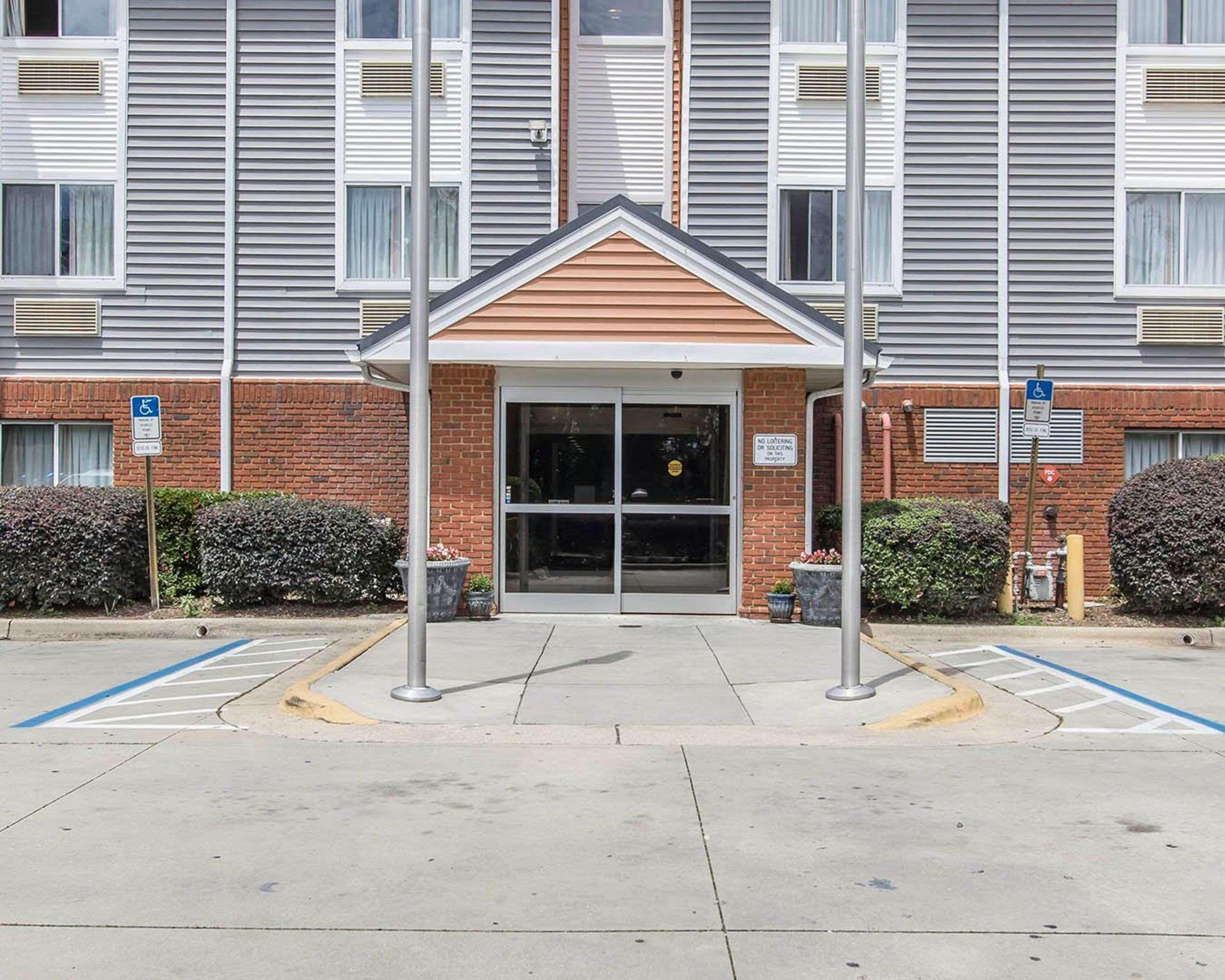 Suburban Extended Stay Hotel Naval Base Area Warrington Экстерьер фото