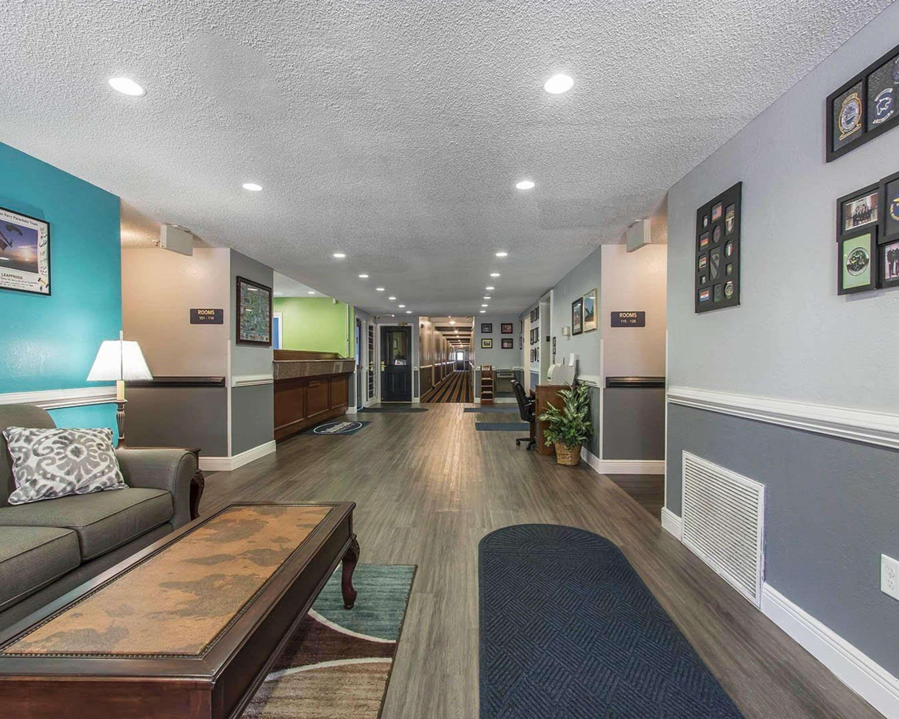 Suburban Extended Stay Hotel Naval Base Area Warrington Экстерьер фото