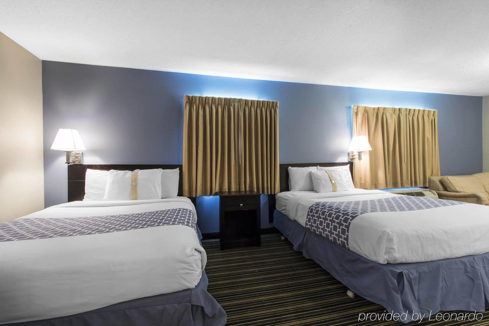 Suburban Extended Stay Hotel Naval Base Area Warrington Экстерьер фото