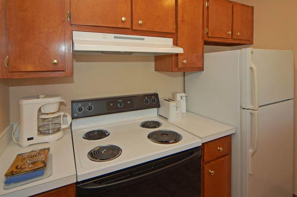 Suburban Extended Stay Hotel Naval Base Area Warrington Экстерьер фото
